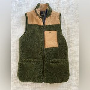 United By Blue Sherpa Fleece Snap Button Vest